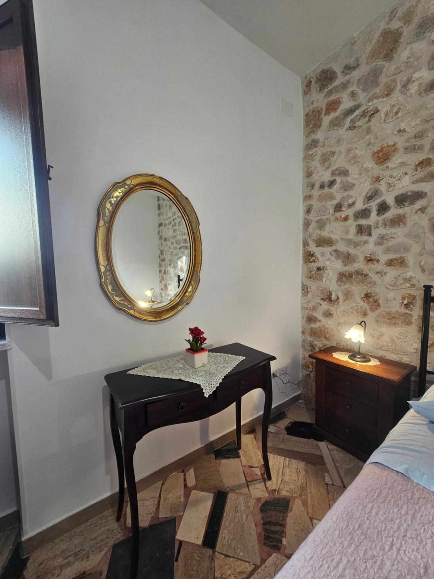 Tenuta Valle Incanto โลโกโรตอนโด ห้อง รูปภาพ