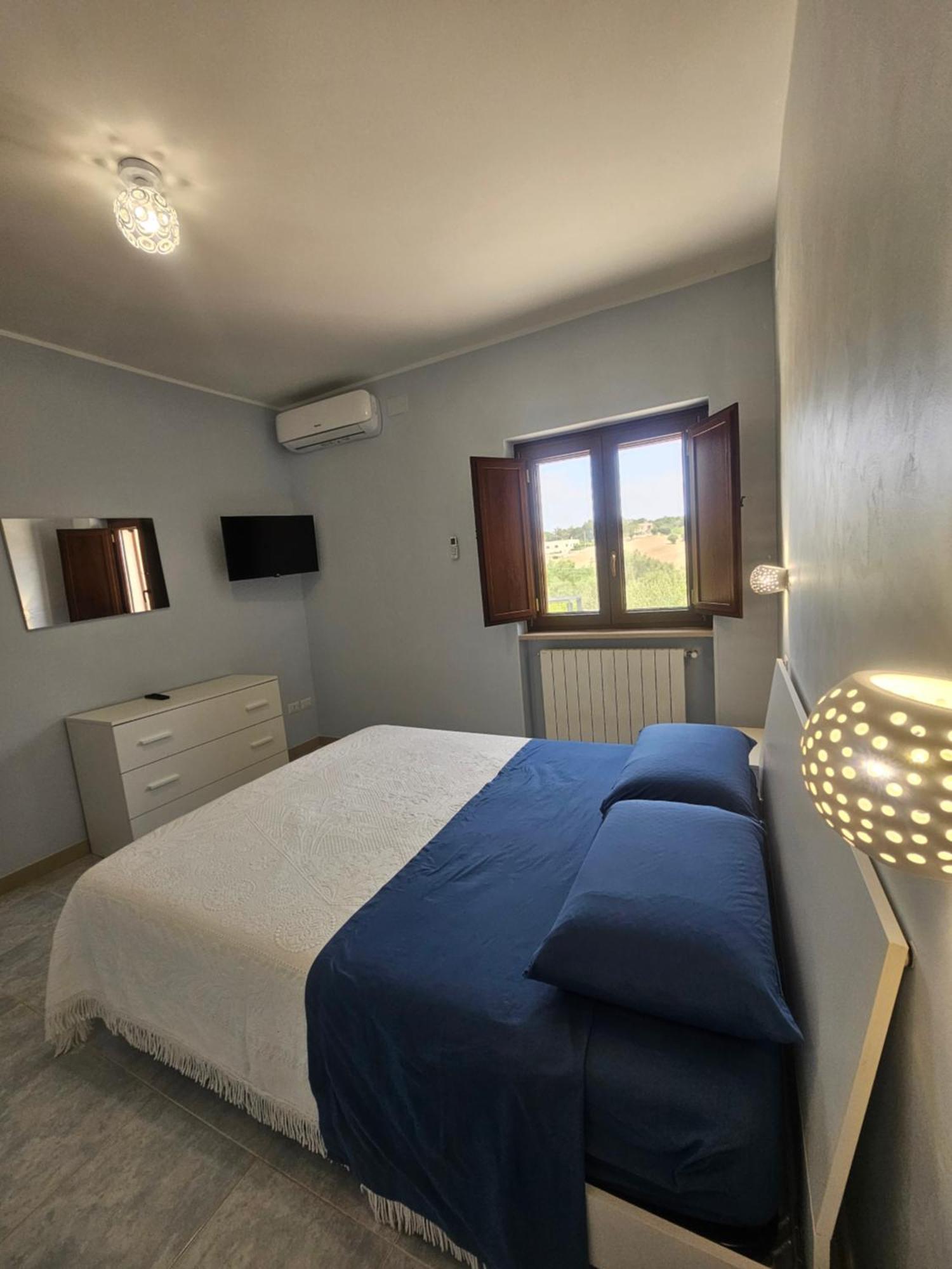 Tenuta Valle Incanto โลโกโรตอนโด ห้อง รูปภาพ